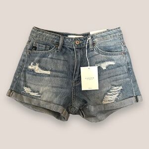 ✨NWT KanCan High Rise Distressed Denim Shorts in XS